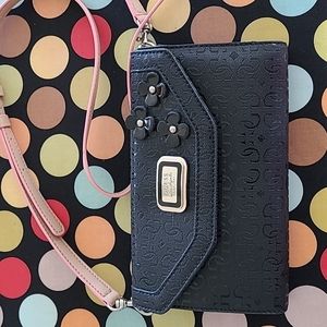 Guess small black crossbody purse